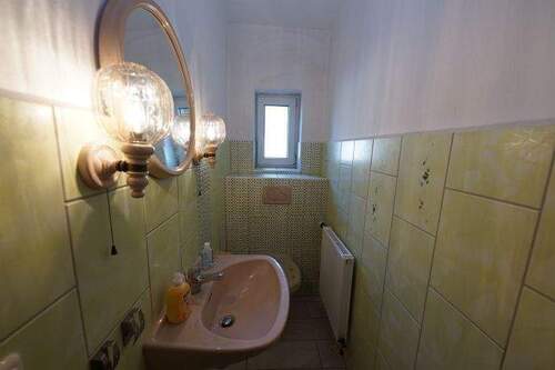 Gäste-Wc 2 - 