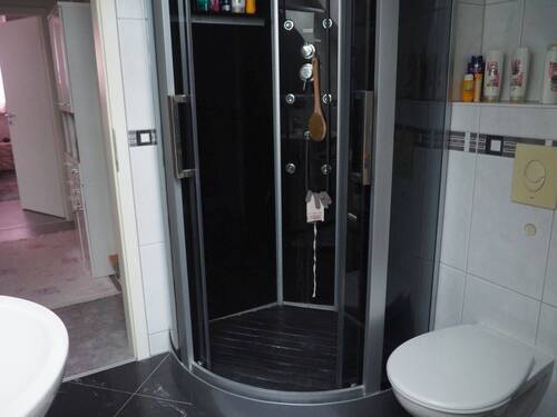 6.2-Bad_b.jpg - Mehrfamilienhaus, Wohnhaus mit 120,00 m&sup2; in Berlin zum Kaufen