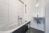 Badezimmer 1/2 - 1 Zimmer Etagenwohnung in Bochum
