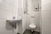 Badezimmer 2/2 - Etagenwohnung mit 34,80 m&sup2; in Bochum zur Miete