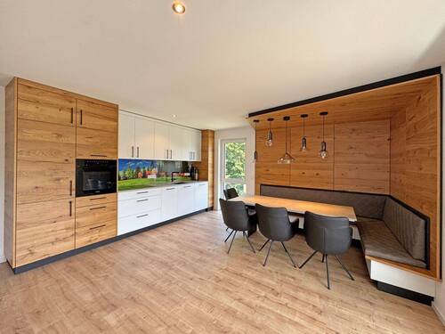 Titelbild - Licht, Raum und Ruhe – moderne Etagenwohnung mit Charme C11