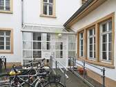 Hauseingang - Etagenwohnung mit 93,10 m² in Heidelberg zur Miete