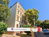 Hausansicht - Bezugsfreie 2RW mit EBK und Balkon 