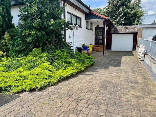 Hauseinfahrt - 