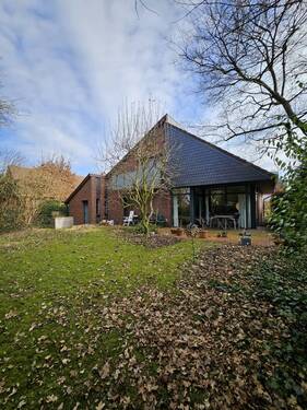 Ansicht Garten - 6 Zimmer Mehrfamilienhaus, Wohnhaus in Cloppenburg