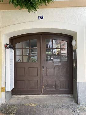 Eingang - Etagenwohnung mit 93,10 m² in Füssen zum Kaufen