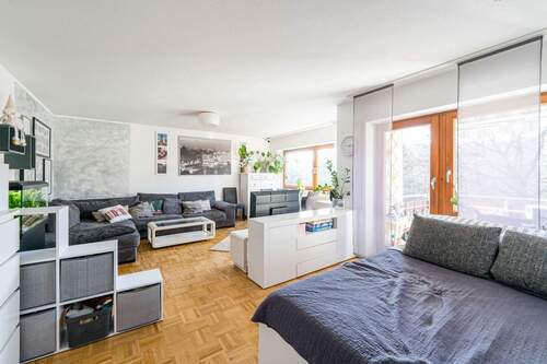 Wohnzimmer - 3 Zimmer Etagenwohnung zum Kaufen in Wehr