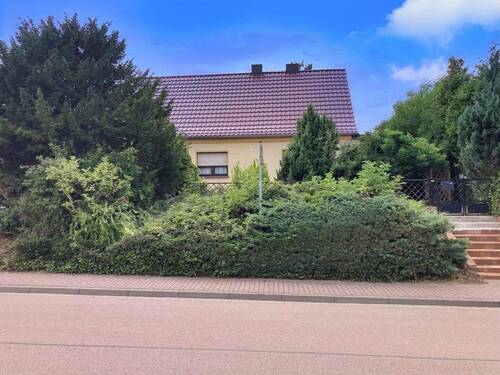 Straßenansicht - 