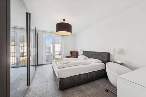 Schlafzimmer - Neuwertige Wohnung in Osnabrück mit Balkon und Einbauküche