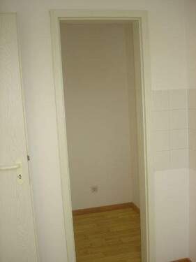 Abstellraum bei Küche - 