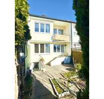 Reihenmittelhaus mit Carport in beliebter Lage - FN-Kitzenwiese – sanierungsbedürftig mit viel Potenzial - Friedrichshafen