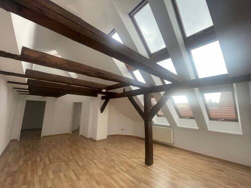 Wohnzimmer - 3 Zimmer Etagenwohnung zur Miete in Görlitz