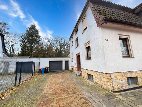 Außenansicht - 9 Zimmer Doppelhaushälfte zum Kaufen in Osnabrück