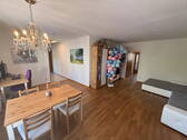 Wohnzimmer mit Essbereich - Etagenwohnung mit 60,00 m² in Starnberg zum Kaufen