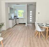 Sonniges modernes Traumhaus im Grünen - Hamburg Hausbruch