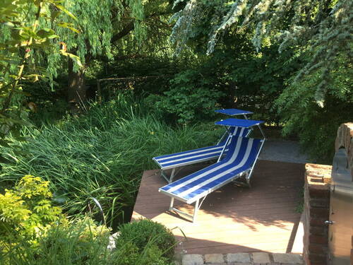 Schwimmteich mit Liegeplatz - 