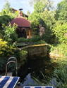Schwimmteich und Pavillon - 