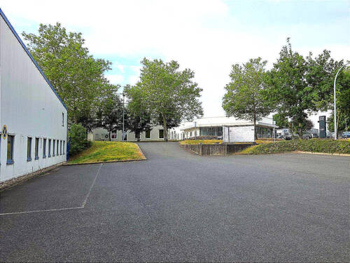 Parkplatz - Halle in Döbeln