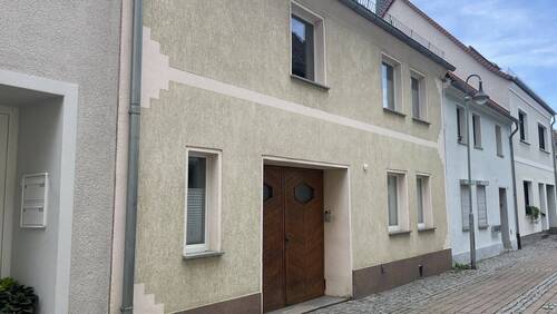 Reihenmittelhaus - Reihenmittelhaus mit Einliegerwohnung