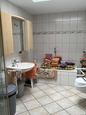 Badezimmer (EG) - 