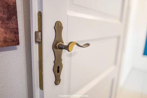 Holztüren, weiß lackiert - 