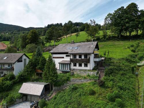 Mehrfamilienhaus in Oberried - Ein interessantes Mehrfamilienhaus wartet auf Sie