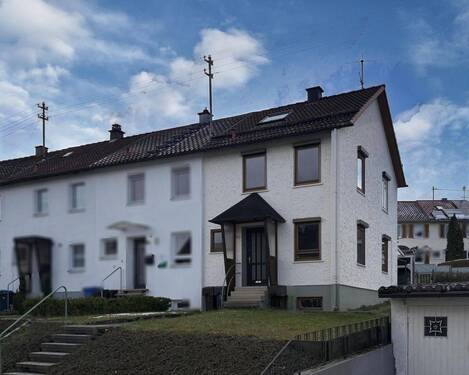 Außenansicht - Reihenendhaus in ruhiger und zentraler Lage