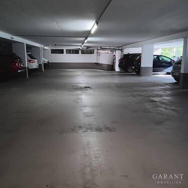 Garage - 