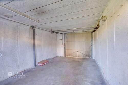 Garage - 
