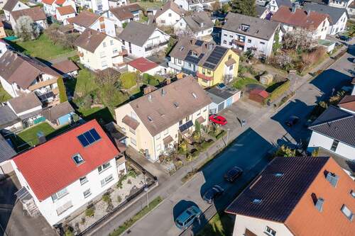 Luftbild - 4 Zimmer Doppelhaushälfte zum Kaufen in Ötigheim