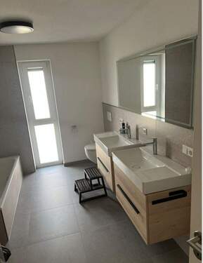 Badezimmer - Doppelhaushälfte in Elgersweier - mit Garten und Carport