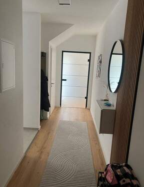 Diele/Eingangsbereich - 6 Zimmer Doppelhaushälfte in Offenburg-Elgersweier