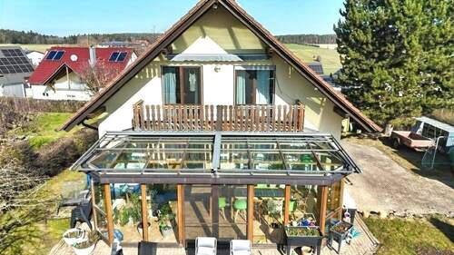 Drohne Süd Ansicht - 6 Zimmer Einfamilienhaus in Ammerthal