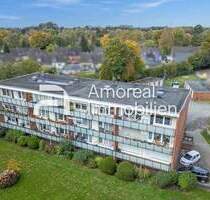 Elmshorn | Modernisierte 3-Zimmer-Wohnung auf Endetage mit großer Loggia und eigenem Stellplatz