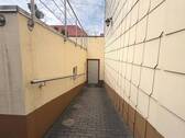 Zugang zur Garage - 