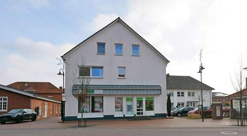 M646 Außenfoto - Oberwohnung im Zentrum von Langförden!