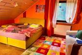 Schlafzimmer im Dachgeschoss - 