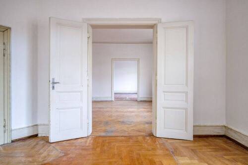 Verkaufsräume oder Büros - 5 Zimmer Büro in Karlsruhe