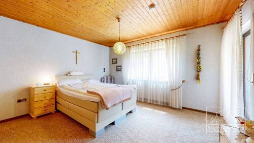 Schlafzimmer - OG - 