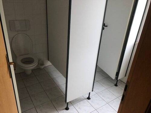 WC - 2 Zimmer Büro zur Miete in Lichte