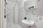 Badezimmer - Maisonette-Wohnung.jpg - 
