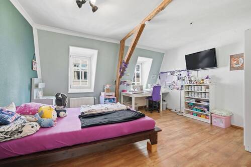 Schlafzimmer - DG - Maisonette-Wohnung.jpg - 