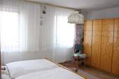 Schlafzimmer EG.JPG - 