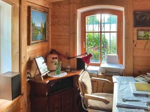 Arbeitsplatz im Wohnzimmer - 