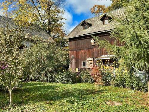 Garten und Scheune - 