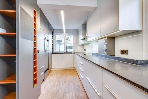 Kueche - 4 Zimmer Reihenendhaus in München