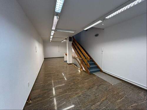 Geschäftsraum EG - Mehrfamilienhaus, Wohnhaus mit 80,40 m&sup2; in Rothenburg zum Kaufen