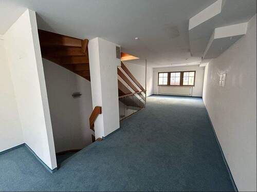 Geschäftsraum im 1. OG - 