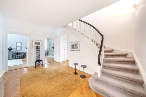 Eingangsbereich - 6 Zimmer Einfamilienhaus zum Kaufen in Berlin