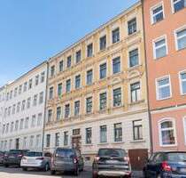 INVESTITIONSPOTENZIAL IM DENKMAL | Vermietete 2-Raum-Wohnung mit Balkon in städtischer Lage - Leipzig Möckern